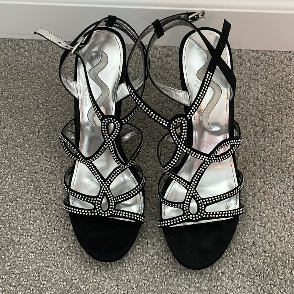 Nina Heels - Picture 2 of 4